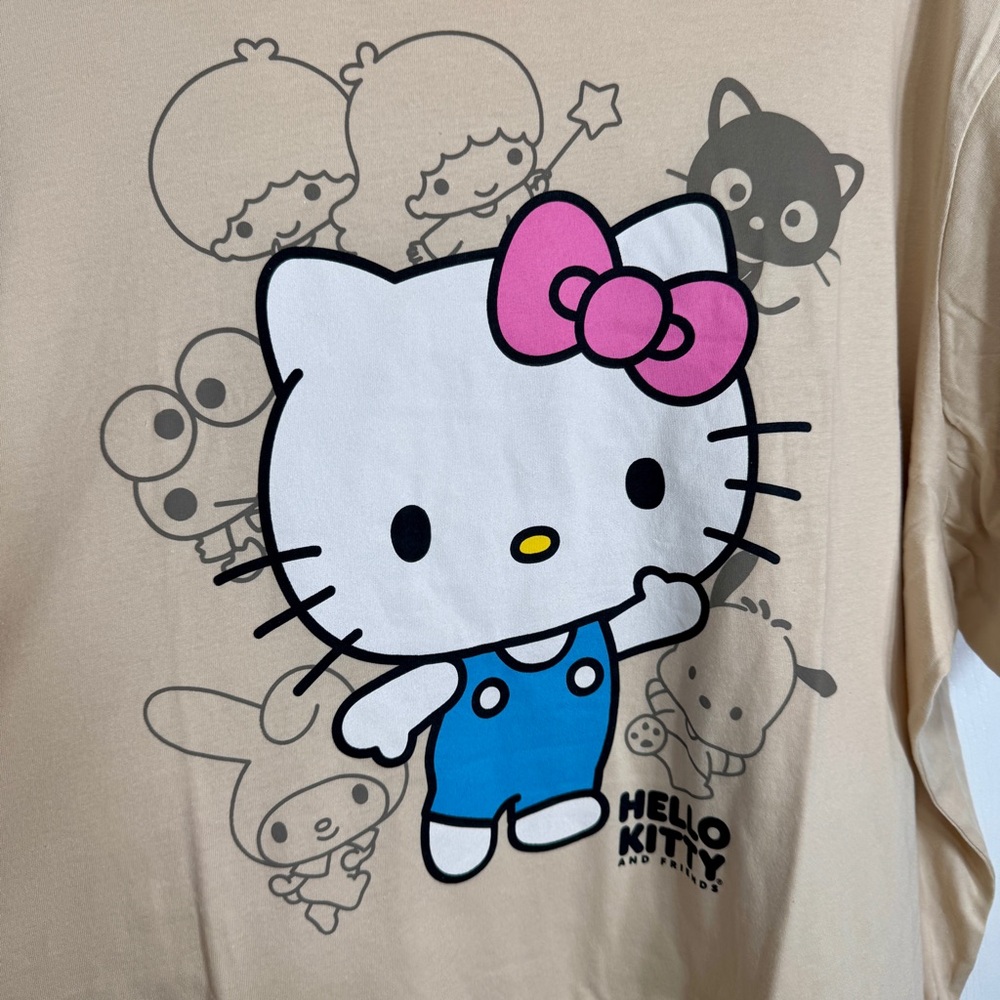 NWT. Sanrio Hello Kitty and Friends graphic t-shirt 3X. - Picture 4 of 13